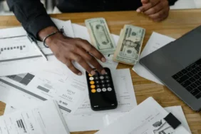 CNC Operatörlüğü: Geleceğin Yüksek Gelirli Mesleği